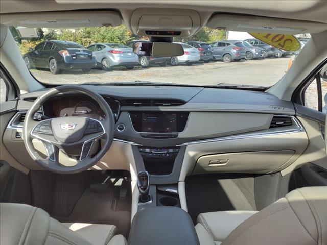 used 2017 Cadillac XT5 car, priced at $19,295