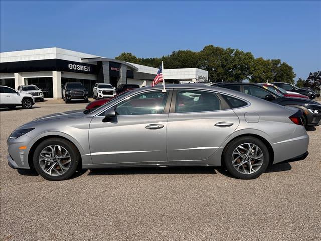 new 2023 Hyundai Sonata car, priced at $29,430