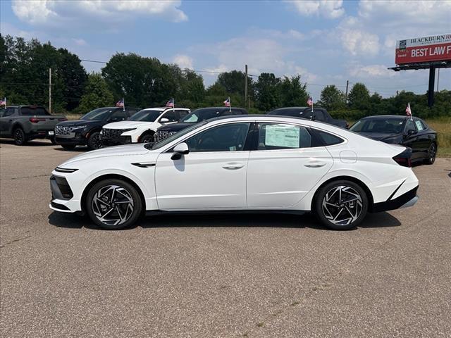 new 2024 Hyundai Sonata car, priced at $32,115