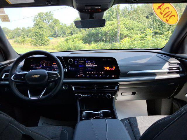 used 2024 Chevrolet Traverse car, priced at $42,621