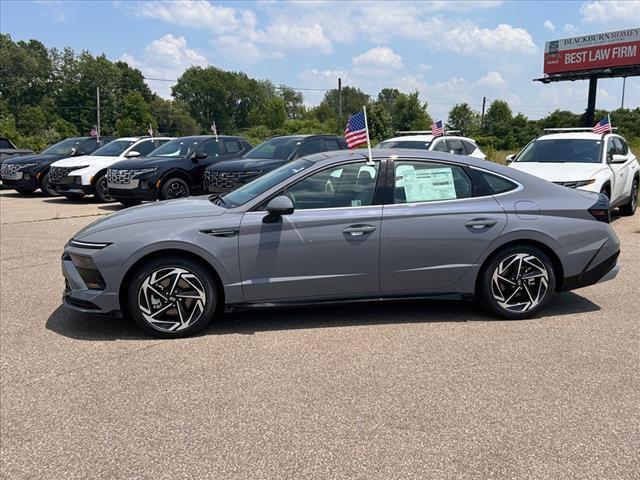 new 2024 Hyundai Sonata car, priced at $32,215