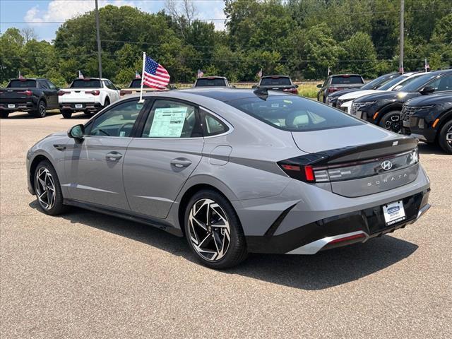 new 2024 Hyundai Sonata car, priced at $32,215