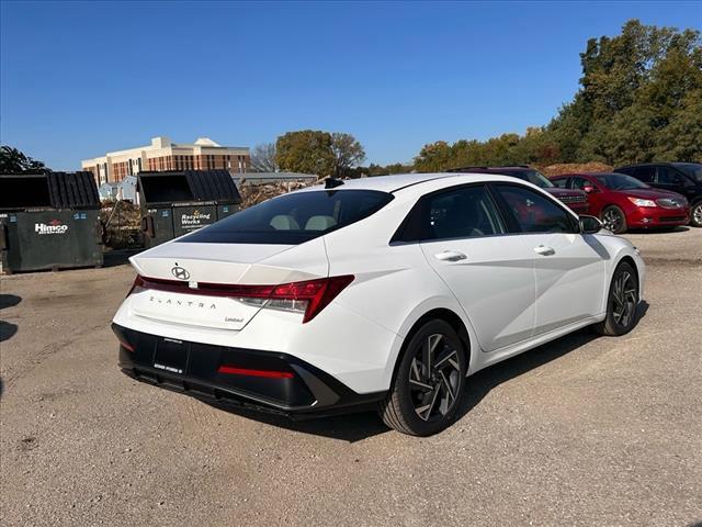 new 2024 Hyundai Elantra car, priced at $27,485