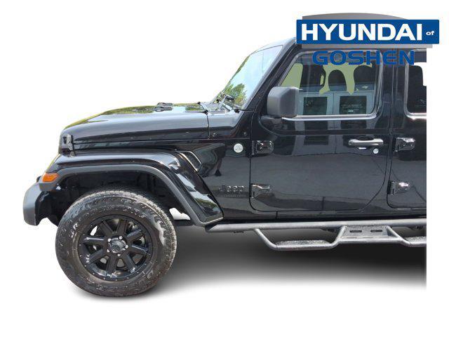 used 2021 Jeep Gladiator car, priced at $26,200