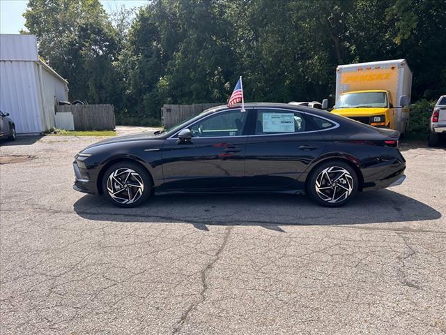 new 2024 Hyundai Sonata car, priced at $30,450