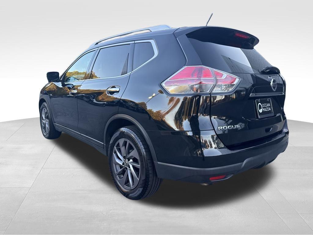 used 2016 Nissan Rogue car, priced at $12,897