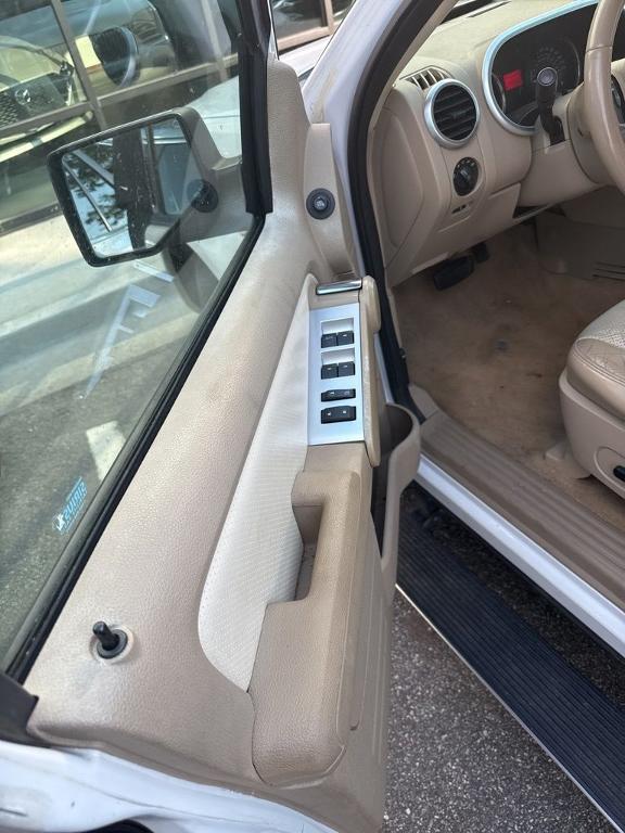 used 2010 Mercury Mountaineer car, priced at $5,995