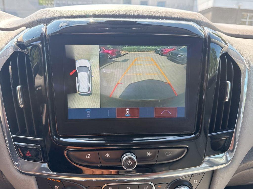 used 2018 Chevrolet Traverse car, priced at $20,991
