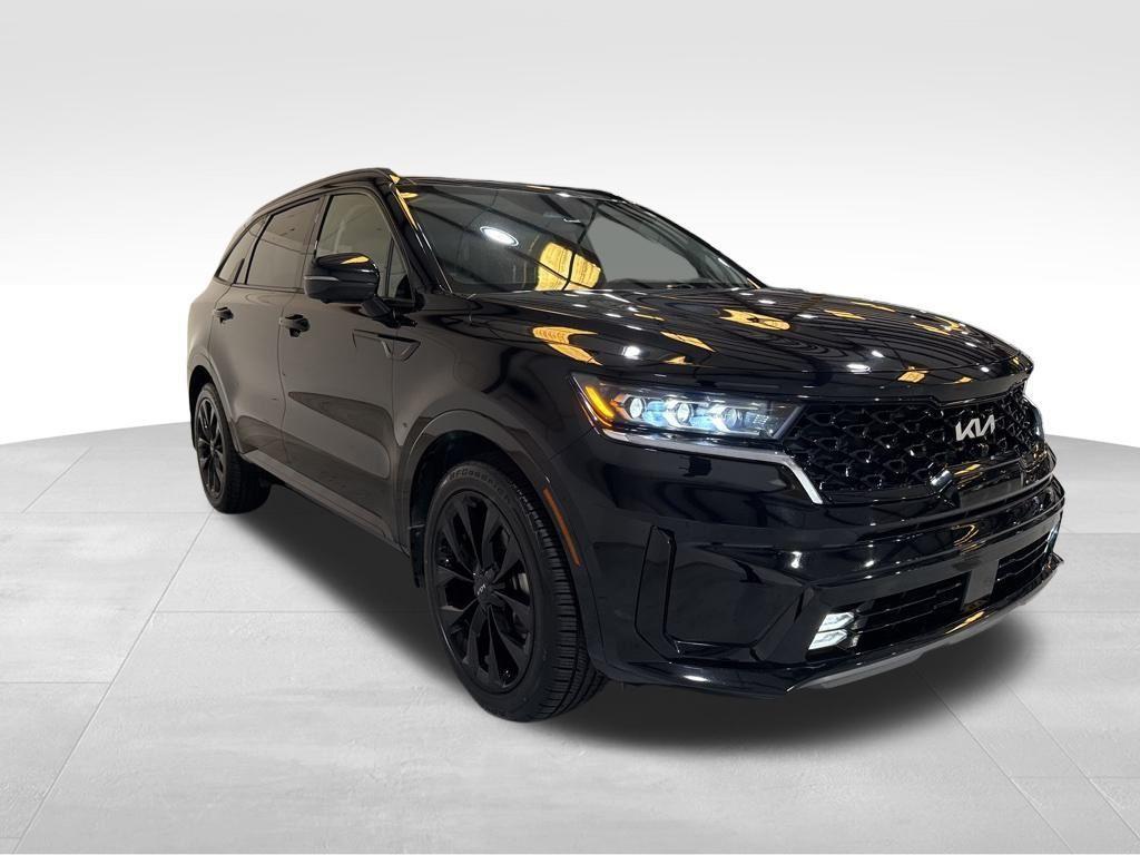 used 2022 Kia Sorento car, priced at $26,277