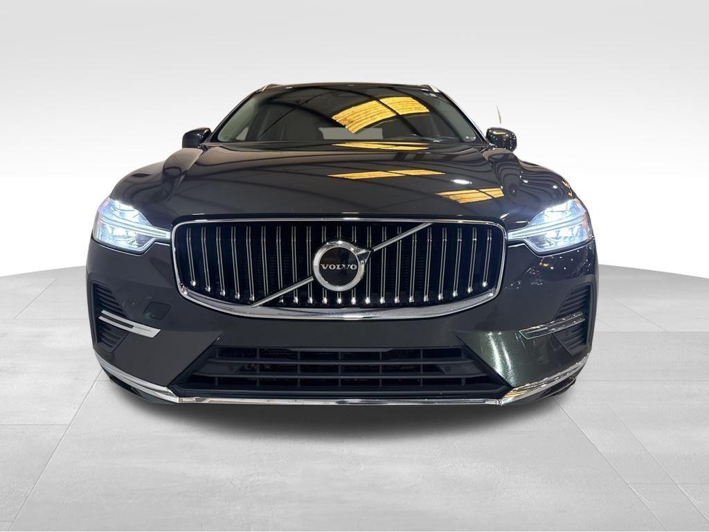 used 2022 Volvo XC60 car, priced at $30,697