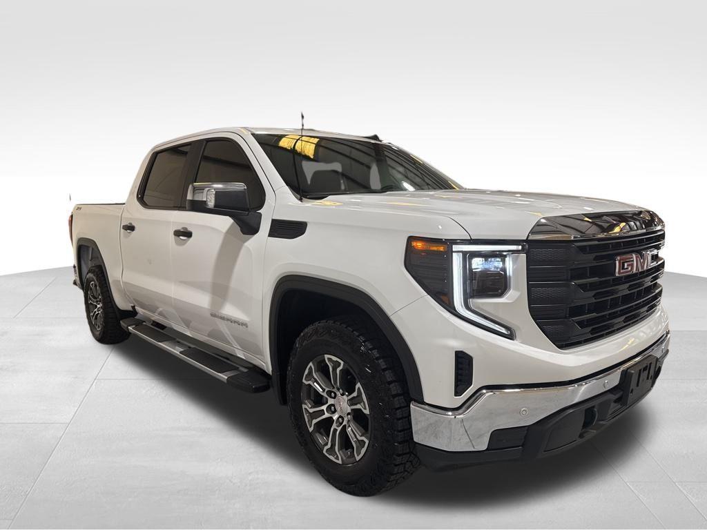 used 2025 GMC Sierra 1500 car, priced at $44,577