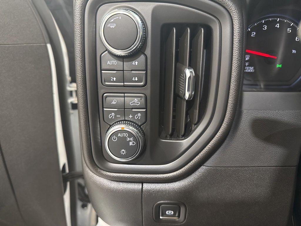 used 2025 GMC Sierra 1500 car, priced at $44,577