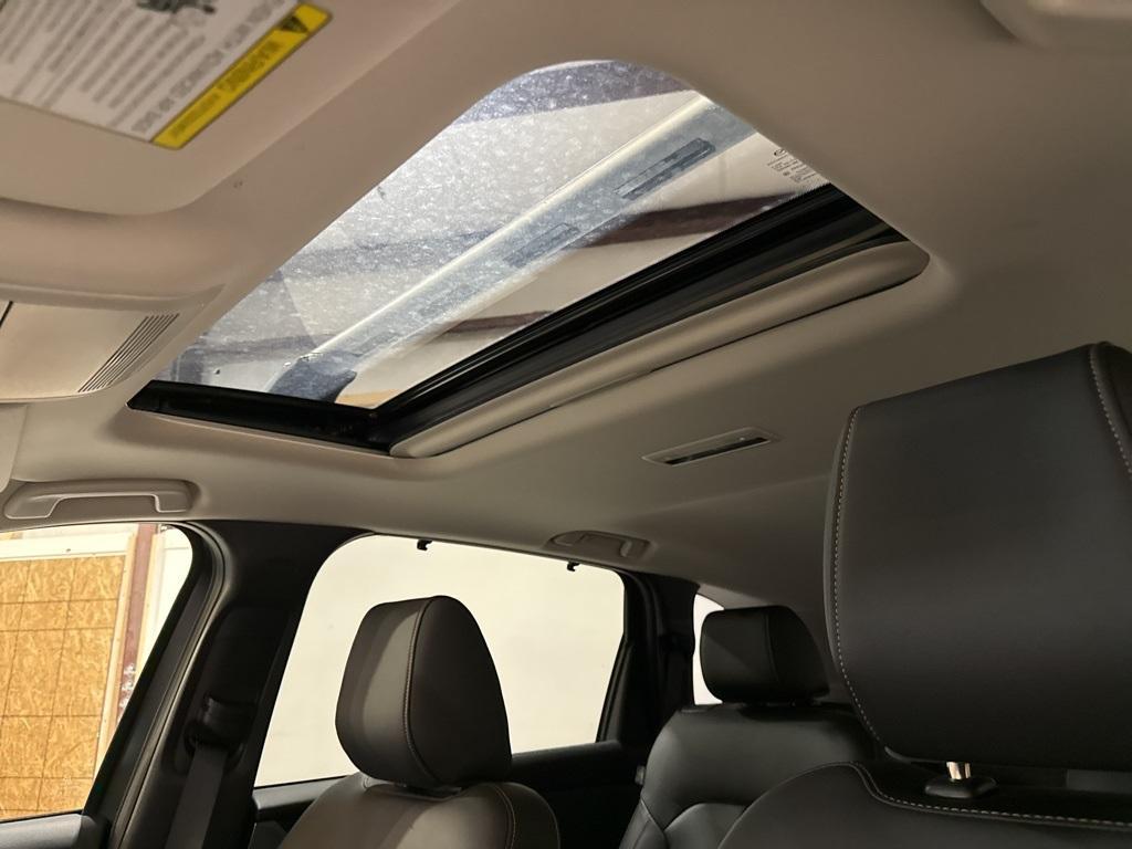 new 2025 Mazda CX-90 car, priced at $41,967