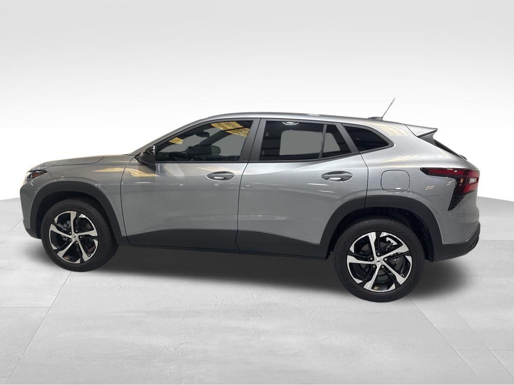 used 2024 Chevrolet Trax car, priced at $23,377
