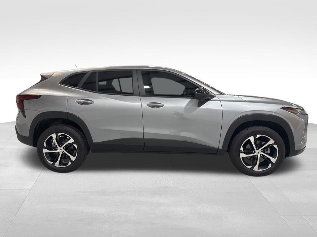 used 2024 Chevrolet Trax car, priced at $23,377