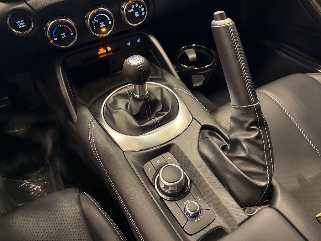 new 2025 Mazda MX-5 Miata car, priced at $33,566