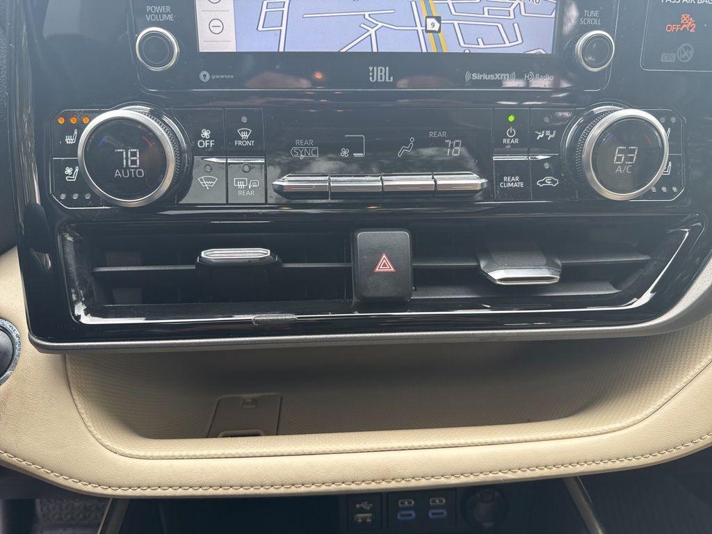 used 2022 Toyota Highlander car, priced at $34,991