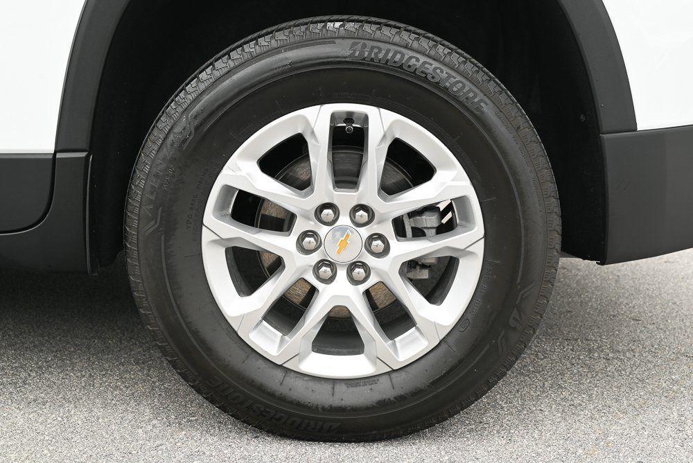 used 2023 Chevrolet Traverse car, priced at $28,991