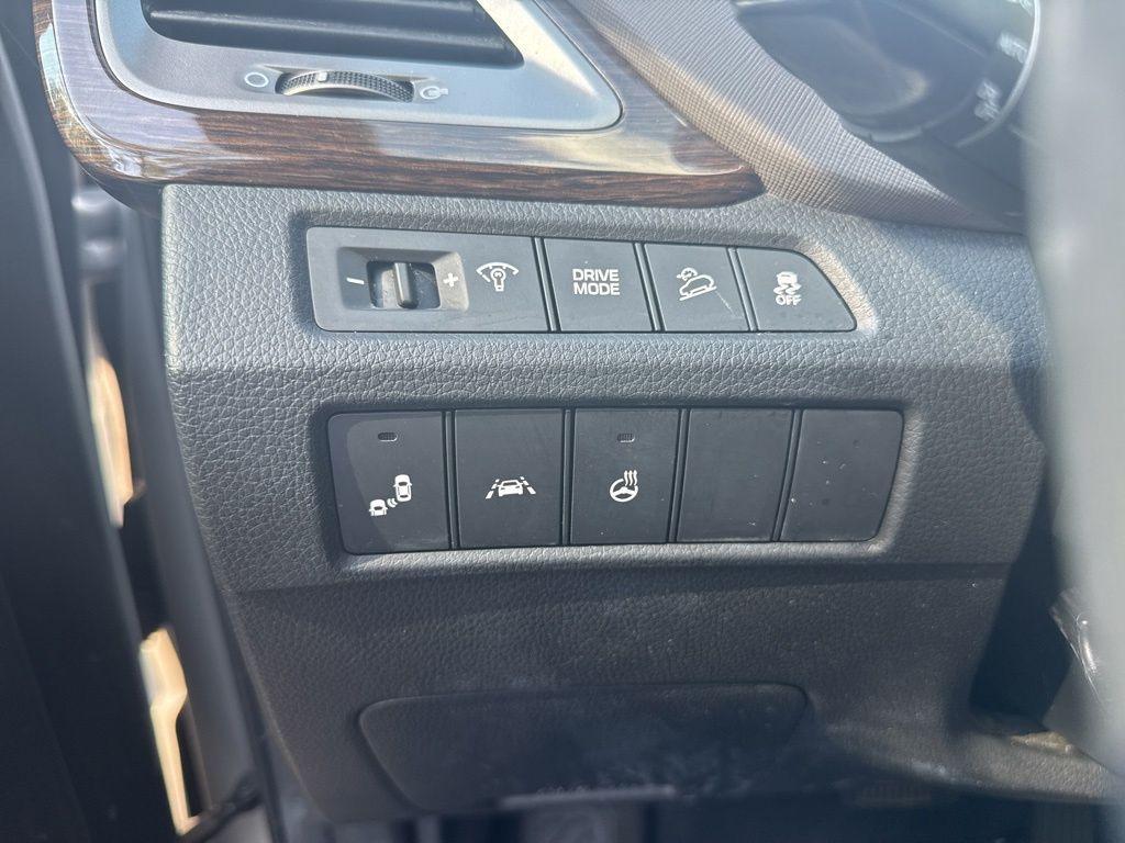 used 2017 Hyundai Santa Fe Sport car, priced at $14,000