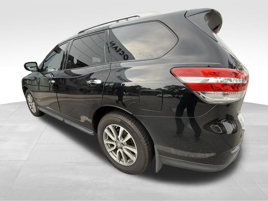 used 2014 Nissan Pathfinder Hybrid car, priced at $10,994