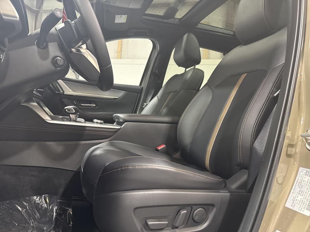 new 2025 Mazda CX-70 car, priced at $53,062