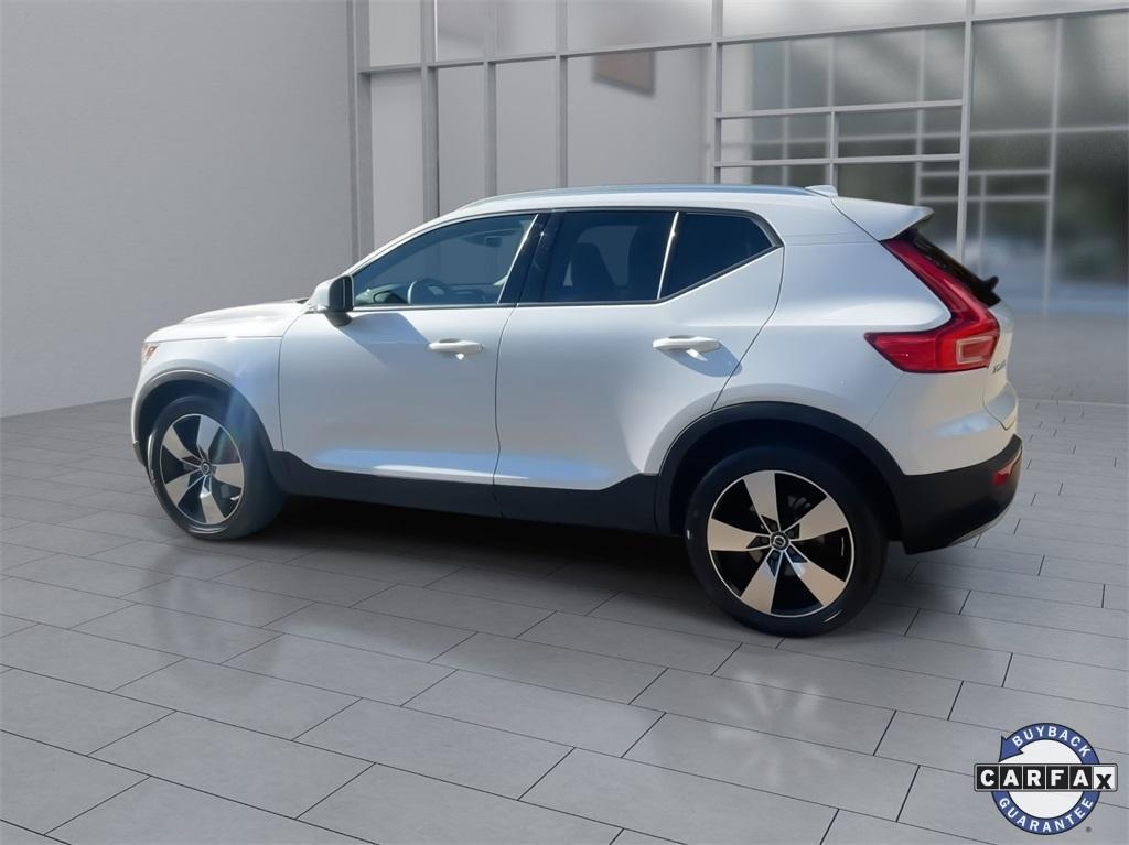 used 2022 Volvo XC40 car, priced at $26,991