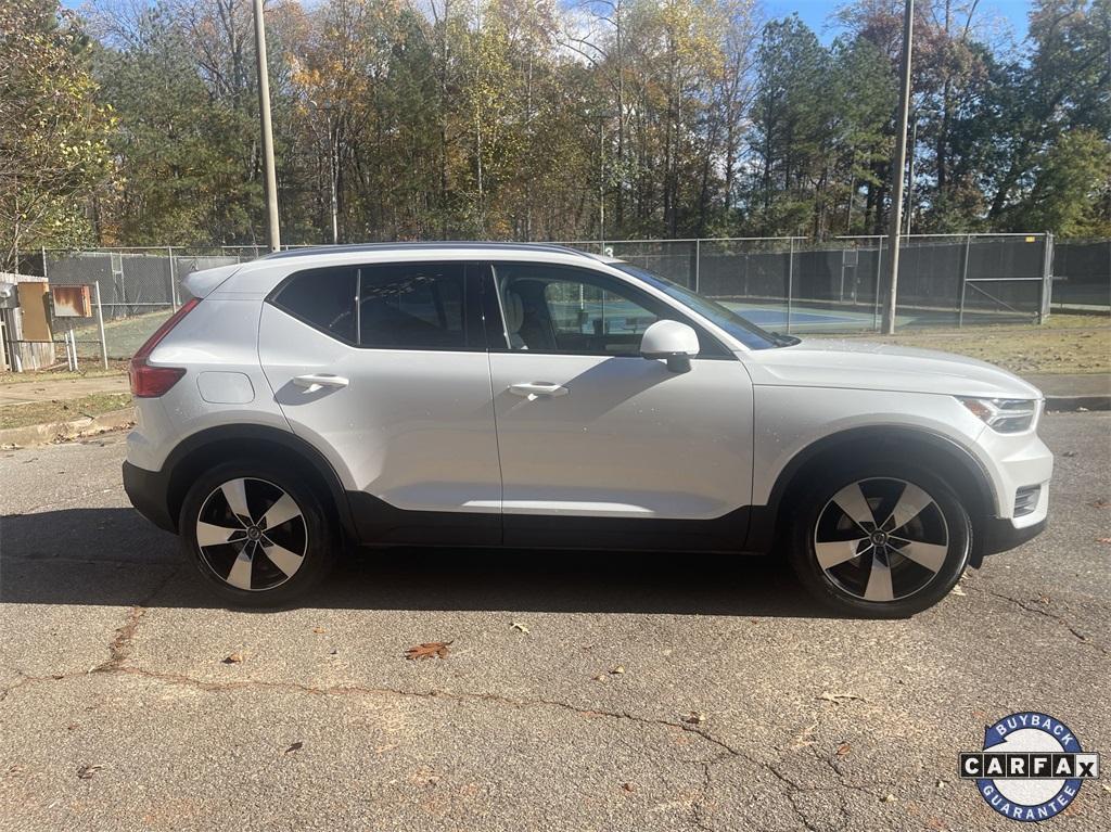 used 2022 Volvo XC40 car, priced at $26,991