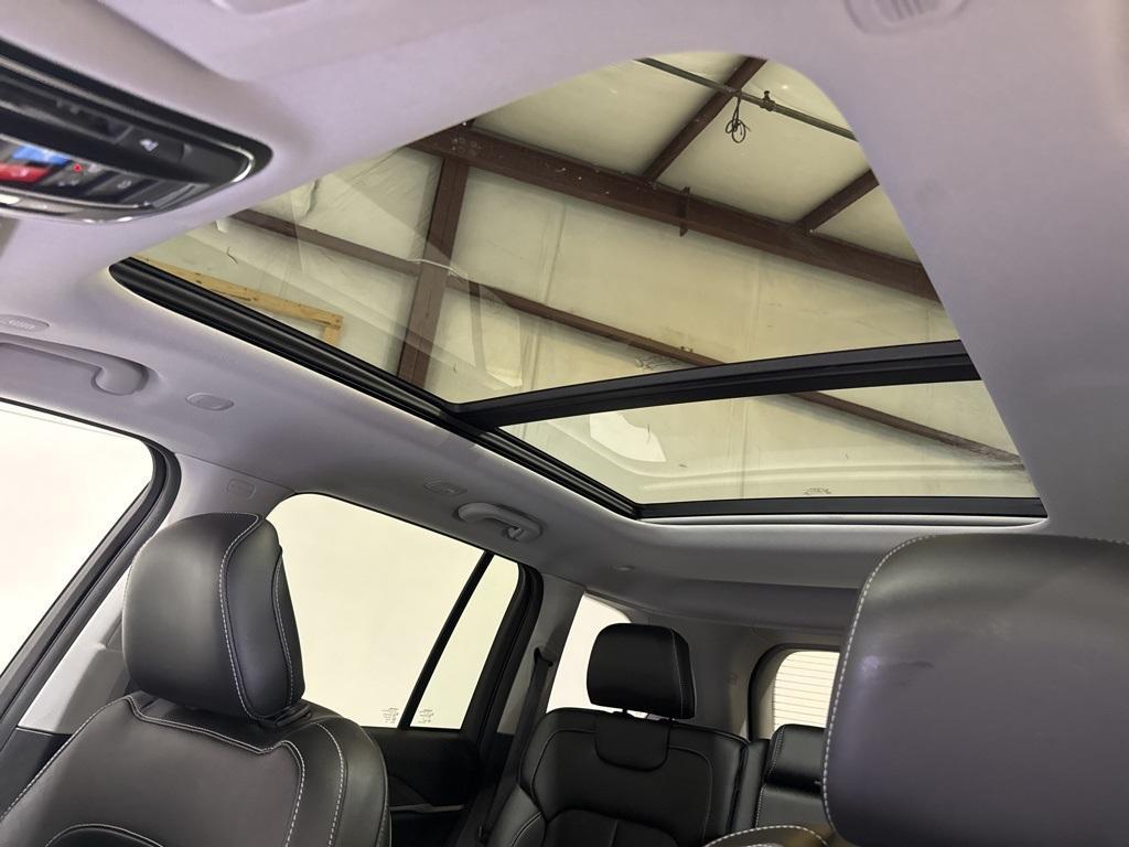 used 2022 Jeep Grand Cherokee 4xe car, priced at $31,991