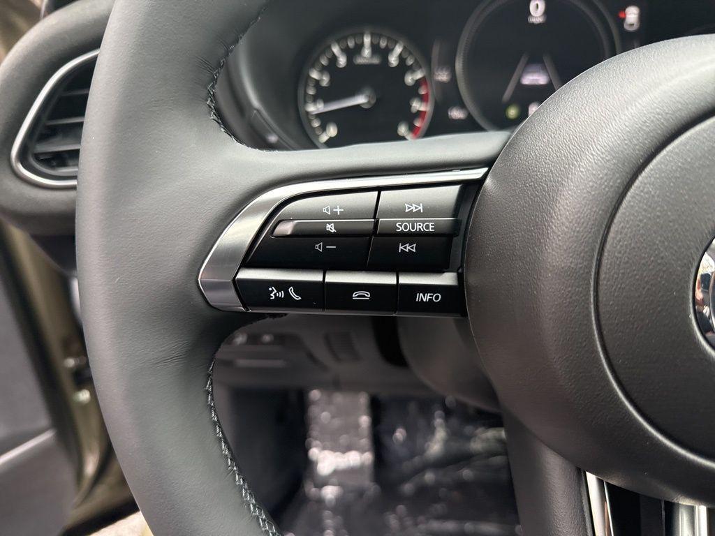 new 2025 Mazda CX-30 car