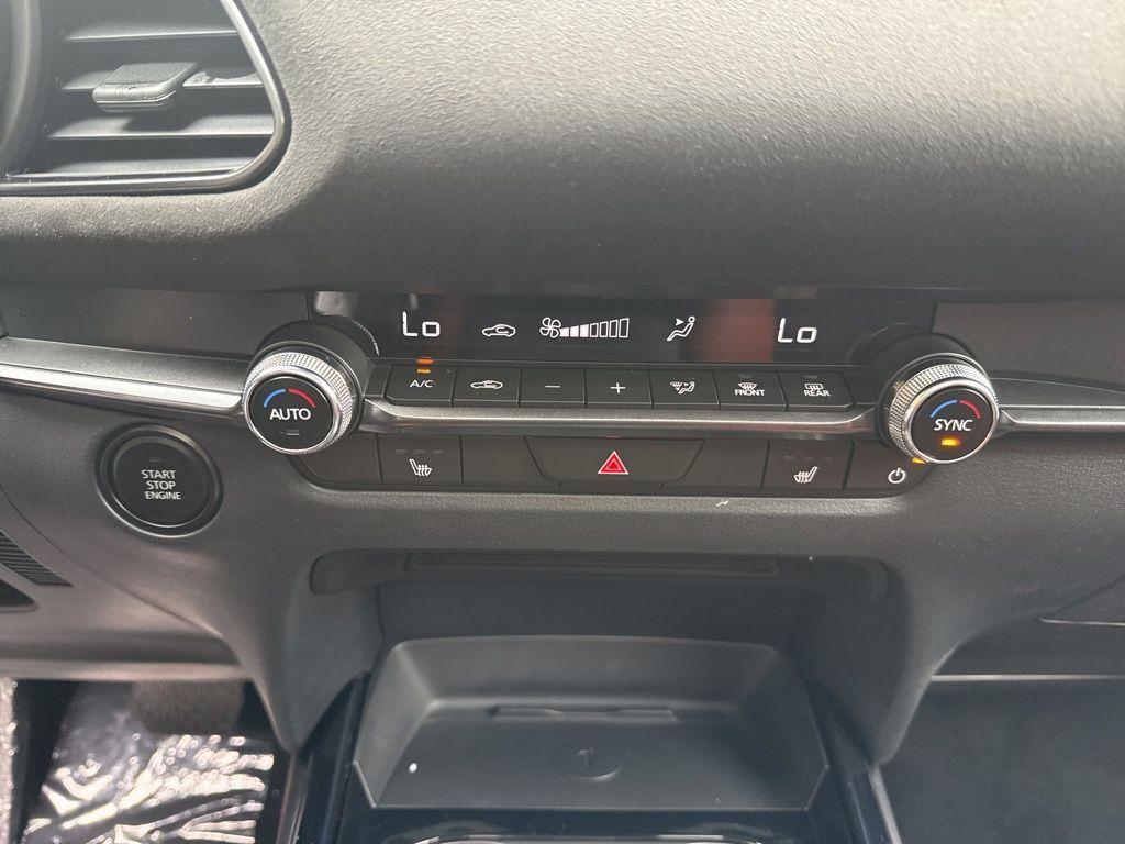 new 2025 Mazda CX-30 car