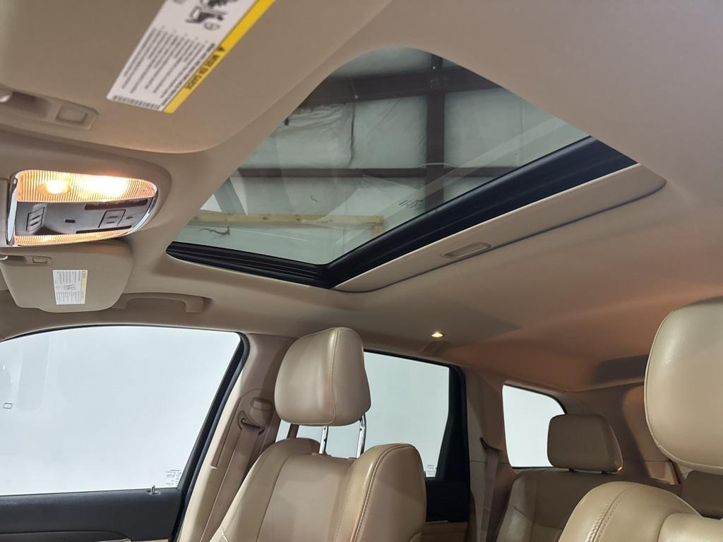 used 2016 Jeep Grand Cherokee car, priced at $13,991