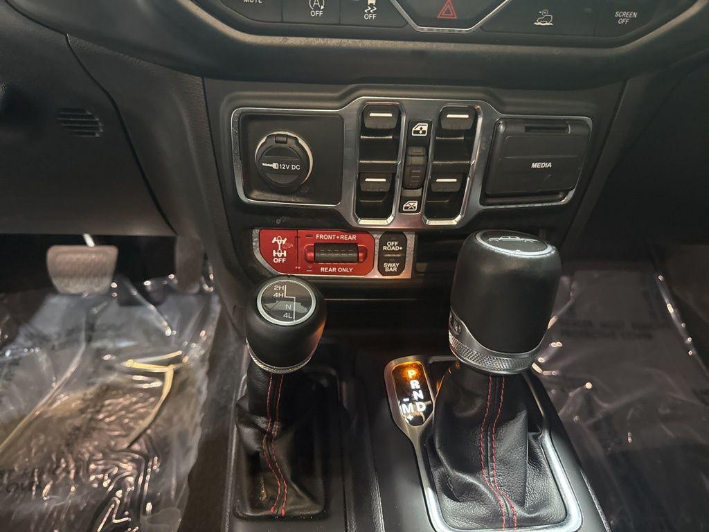 used 2023 Jeep Gladiator car, priced at $37,991