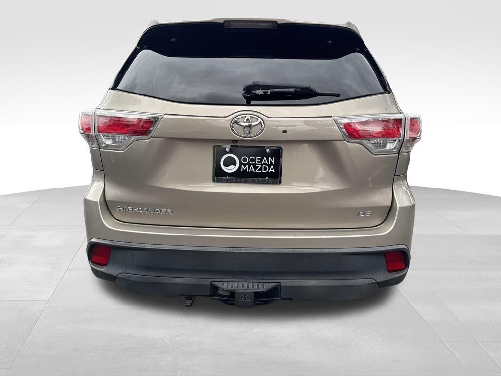used 2014 Toyota Highlander car, priced at $11,877