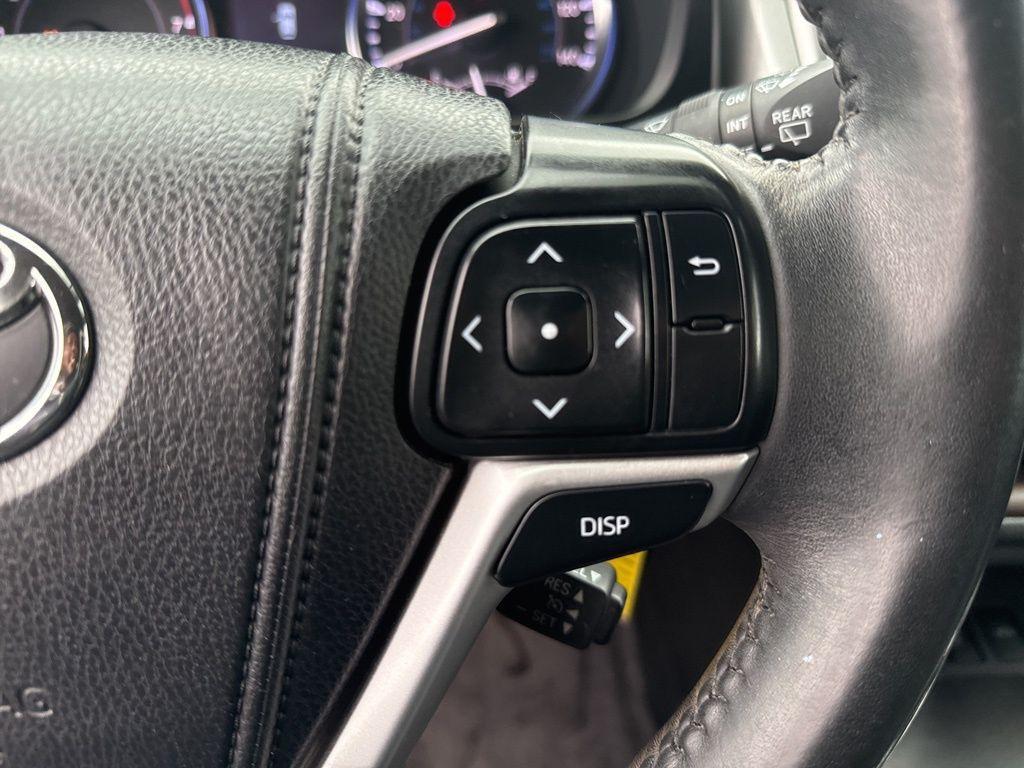 used 2014 Toyota Highlander car, priced at $11,877