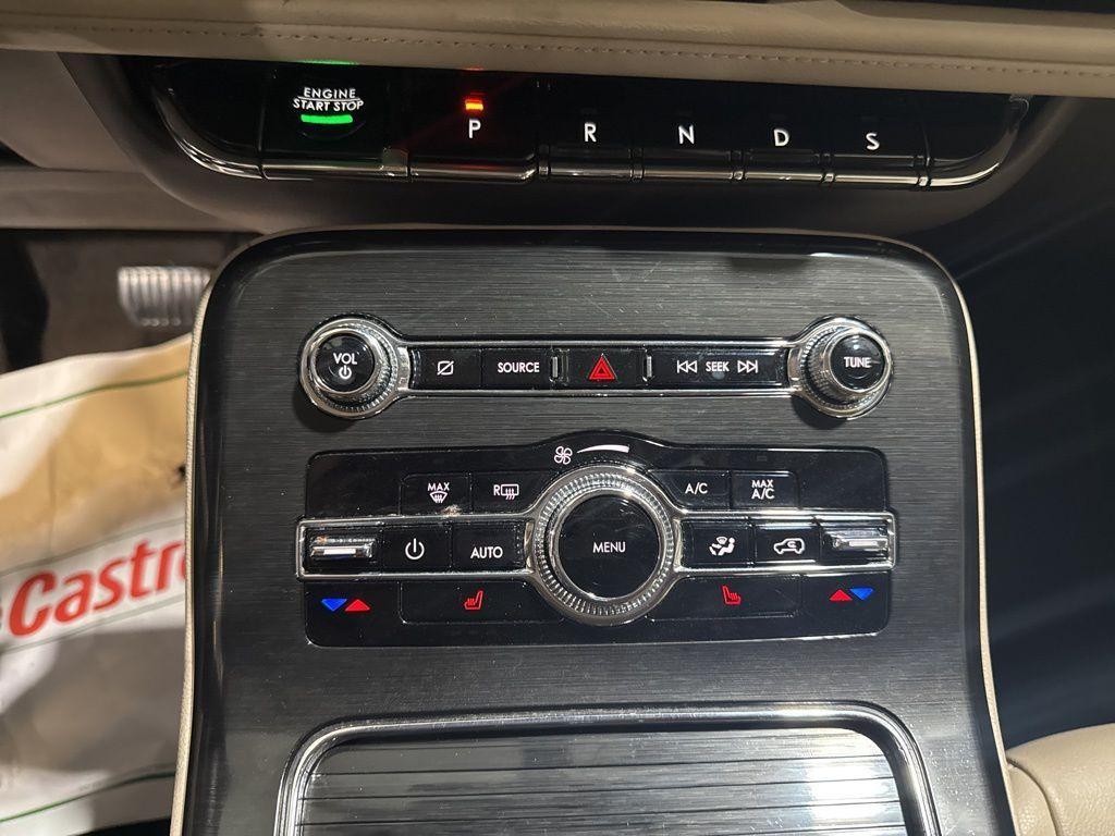 used 2022 Lincoln Nautilus car, priced at $30,991