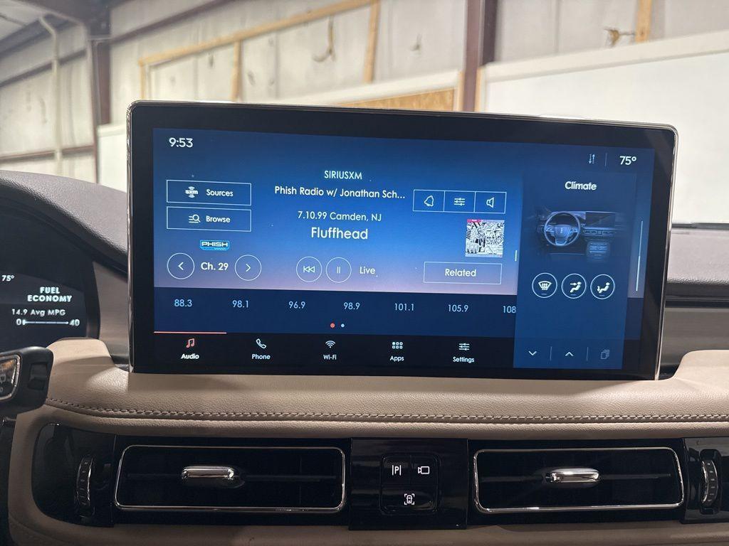 used 2022 Lincoln Nautilus car, priced at $30,991