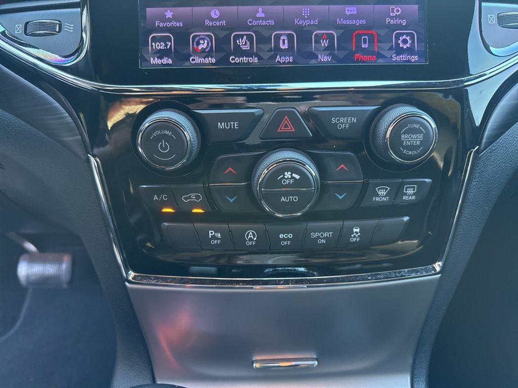 used 2020 Jeep Grand Cherokee car, priced at $25,991