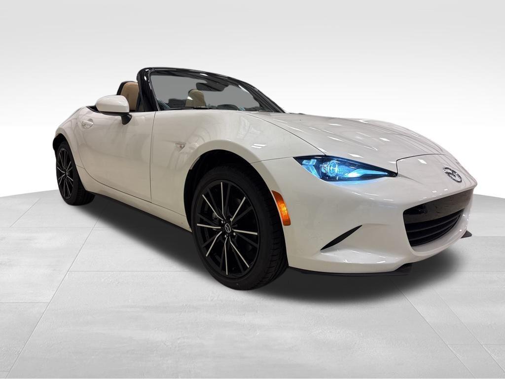 new 2025 Mazda MX-5 Miata car, priced at $33,467