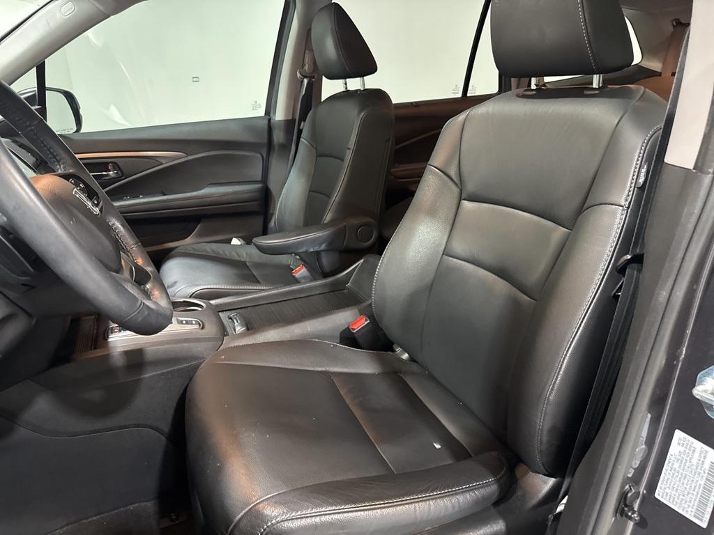 used 2022 Honda Pilot car, priced at $31,991