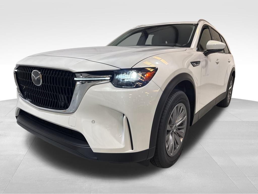 new 2025 Mazda CX-90 car, priced at $39,795