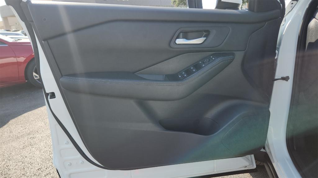 used 2025 Nissan Rogue car, priced at $24,599