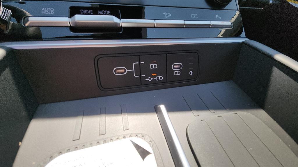 new 2026 Hyundai SANTA FE HEV car, priced at $40,450