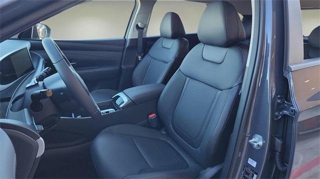 new 2025 Hyundai Tucson car, priced at $32,403
