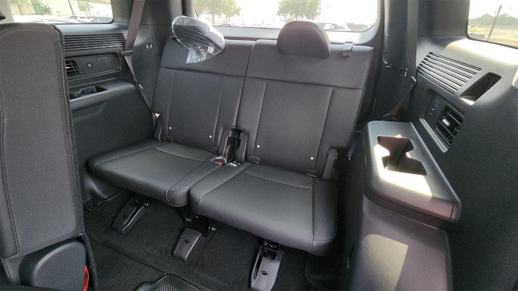 new 2026 Hyundai SANTA FE HEV car, priced at $38,955