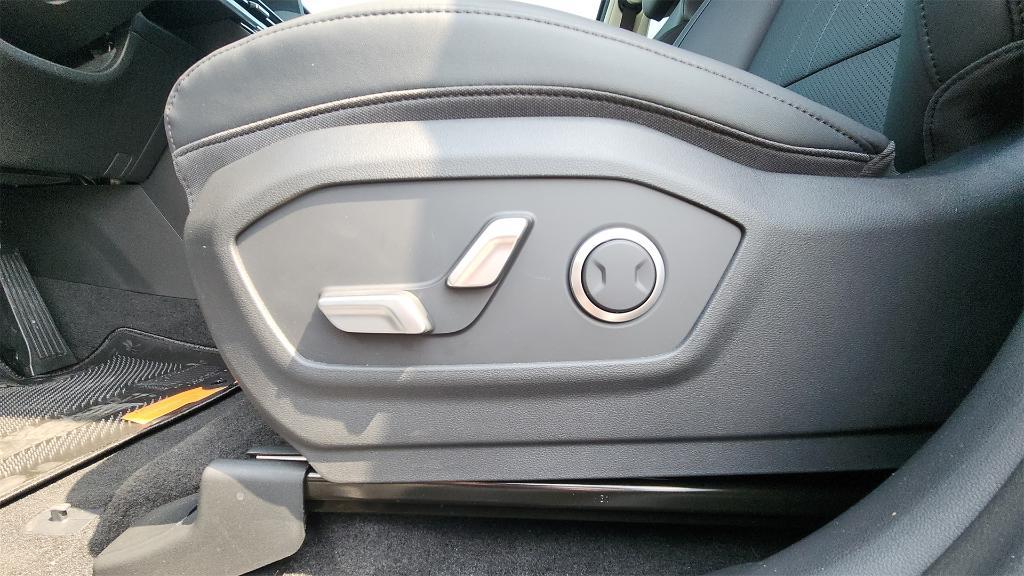 new 2026 Hyundai SANTA FE HEV car, priced at $38,955
