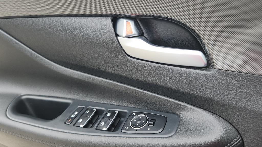 used 2022 Hyundai Santa Fe car, priced at $20,995
