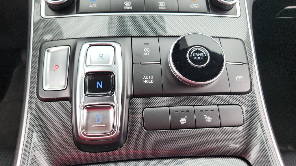 used 2022 Hyundai Santa Fe car, priced at $20,995