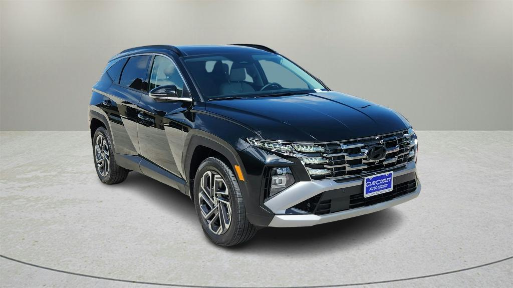 new 2026 Hyundai TUCSON Hybrid car, priced at $42,475