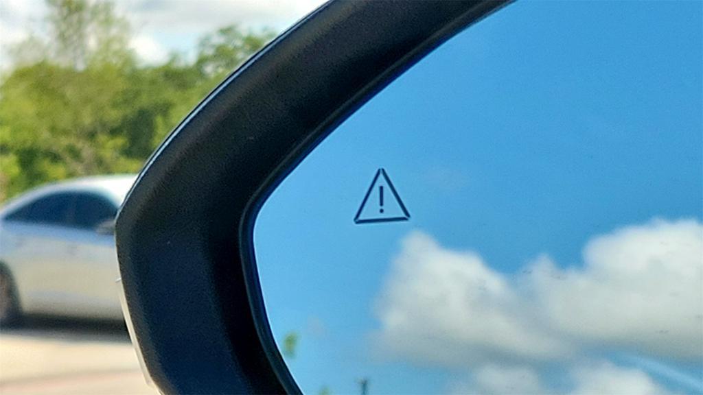 new 2026 Hyundai TUCSON Hybrid car, priced at $42,475