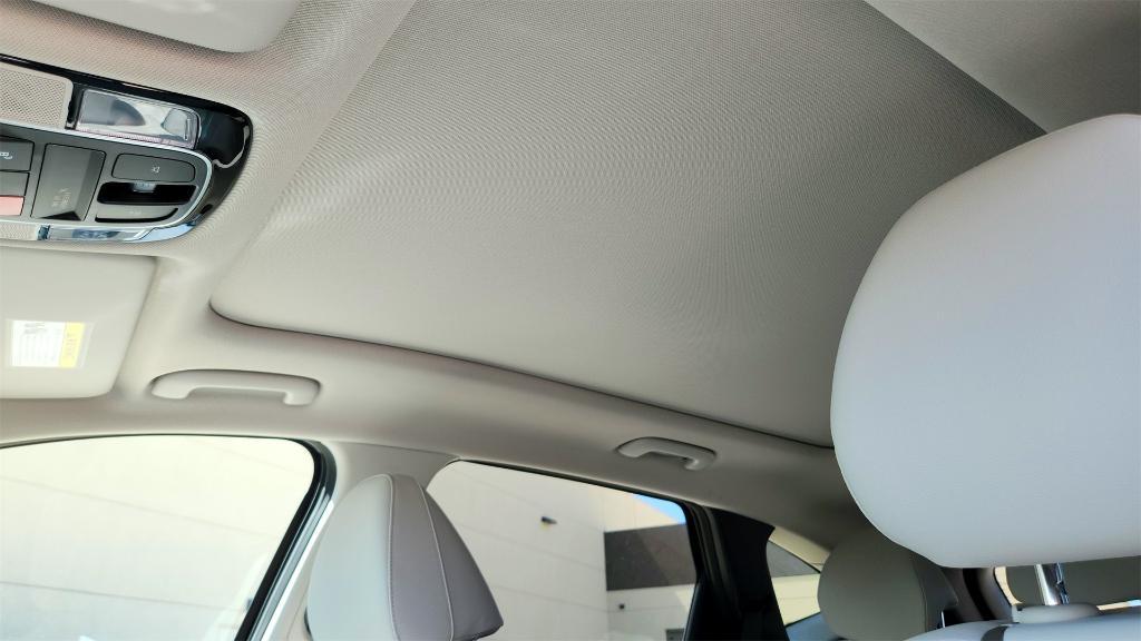 new 2026 Hyundai TUCSON Hybrid car, priced at $42,475